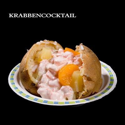Gebackene Kartoffel mit Krabbencocktail